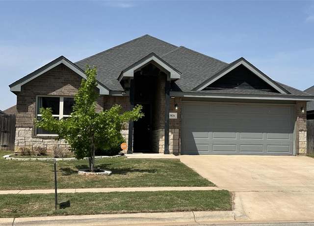Property at 3826 Bettes Ln, Abilene, TX 79606, 3 beds, 2 baths