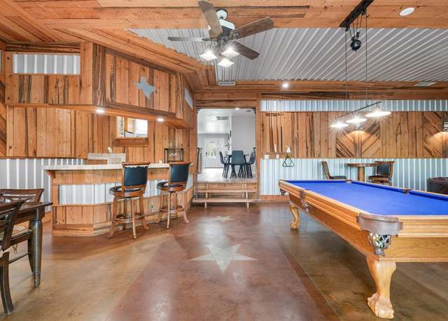 Property at 231 Granada Calle St, Granbury, TX 76049, 4 beds, 3 baths