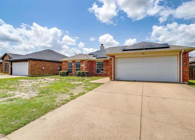 Property at 953 Mesa Vista Dr, Crowley, TX 76036, 3 beds, 2 baths