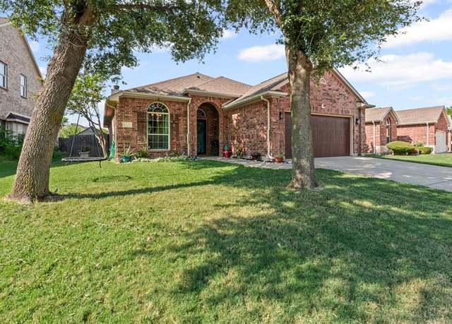 Property at 4328 Twinleaf Dr, Fort Worth, TX 76036, 3 beds, 2 baths