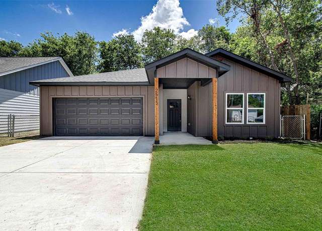 Property at 221 Lead Creek Dr, Fort Worth, TX 76131, 3 beds, 2 baths