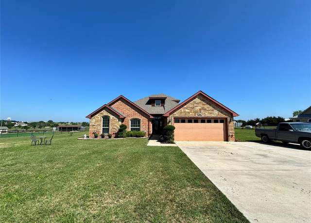 Property at 8549 Marianna Way, Alvarado, TX 76009, 4 beds, 3 baths