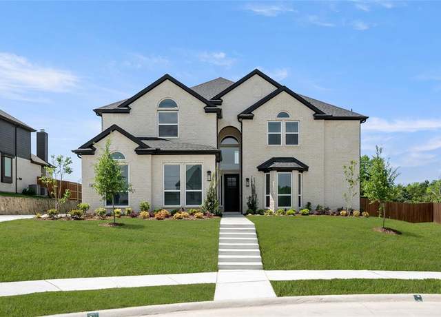 Property at 405 Westover, Desoto, TX 75115, 6 beds, 4.5 baths