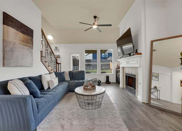Property at 832 Lake Worth Trl, Little Elm, TX 75068, 3 beds, 2.5 baths
