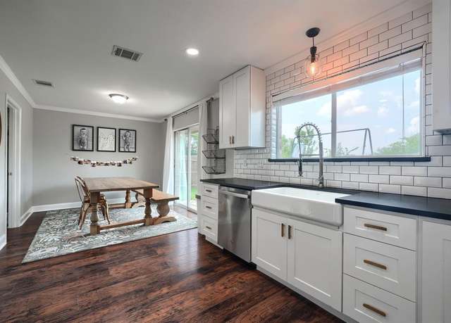 Property at 10628 Winding Passage Way, Fort Worth, TX 76131, 3 beds, 2.5 baths