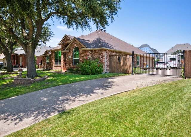 Property at 8301 Martha Ln, Rowlett, TX 75088, 4 beds, 2 baths