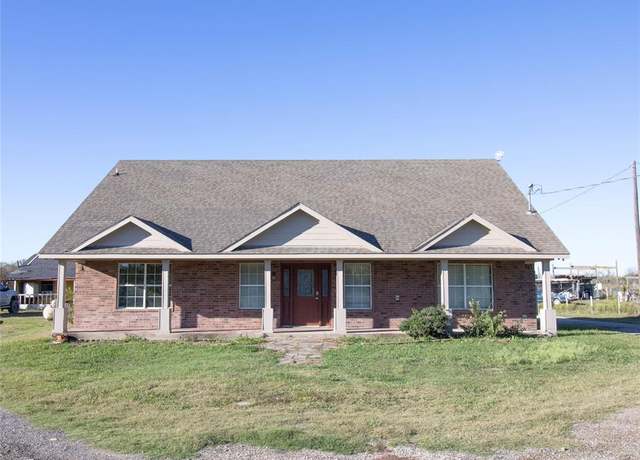 Property at 332 NW County Road 2005, Corsicana, TX 75110, 4 beds, 3 baths