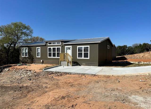 Property at 815 Thicket Trl, Granbury, TX 76048, 4 beds, 2 baths