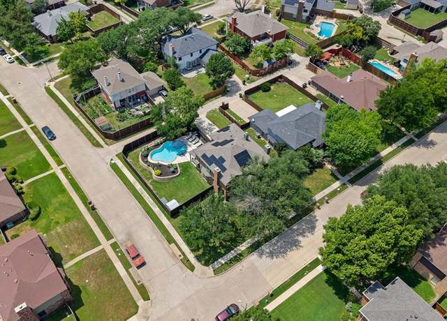 Property at 6821 Rochelle Dr, Plano, TX 75023, 4 beds, 3 baths