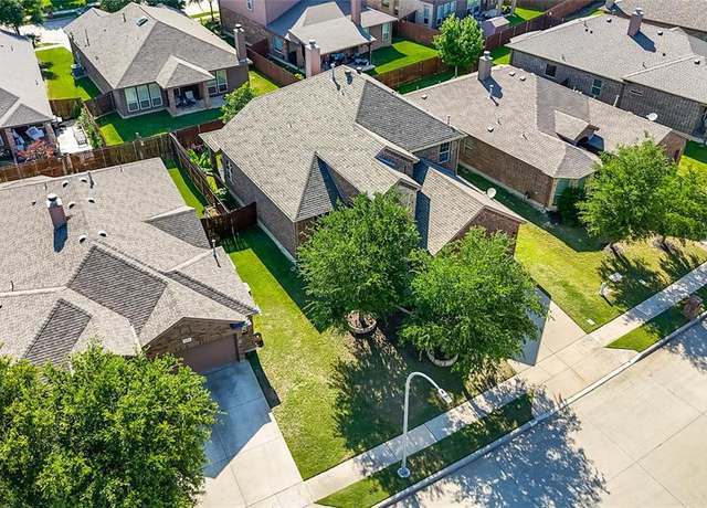 Property at 3028 Maple Creek Dr, Fort Worth, TX 76177, 4 beds, 2.5 baths