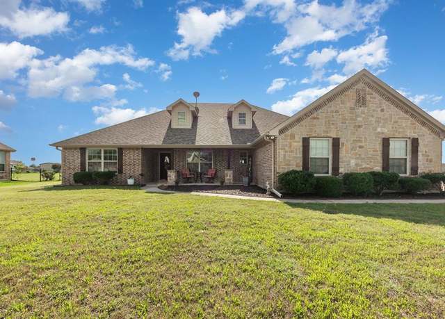 Property at 509 Hubbard Cir, Nevada, TX 75173, 4 beds, 2 baths