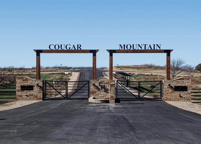 Property at 3122 Outlaw Dr, Granbury, TX 76049