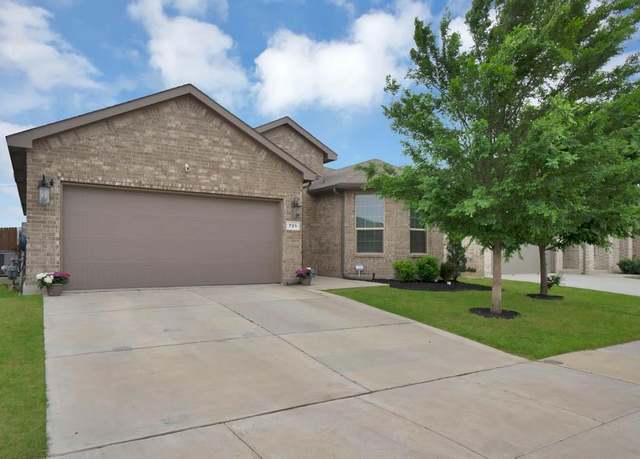 Property at 721 Cromane Rd, Fort Worth, TX 76052, 4 beds, 2 baths