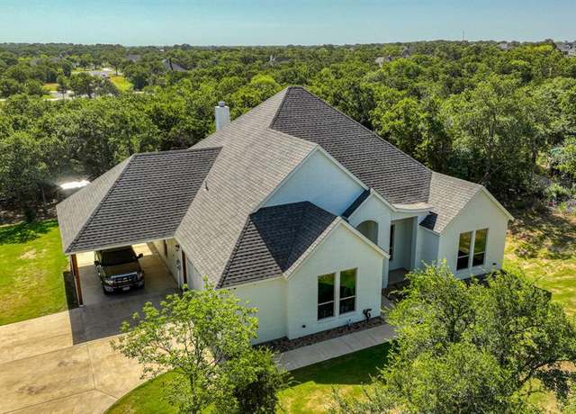 Property at 1052 Resolute Rd, Millsap, TX 76066, 4 beds, 2 baths