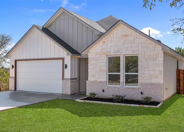Property at 2325 Neches St, Granbury, TX 76048, 4 beds, 2 baths