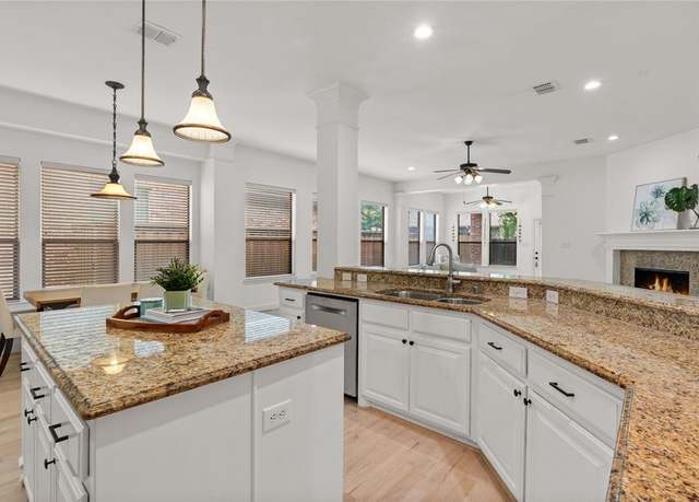 Property at 7713 Glenwood Springs Ln, Mckinney, TX 75070, 3 beds, 2.5 baths