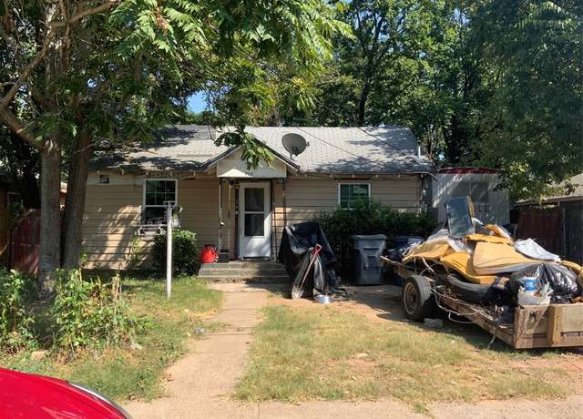 Property at 3516 York St, Dallas, TX 75210, 2 beds, 1 bath