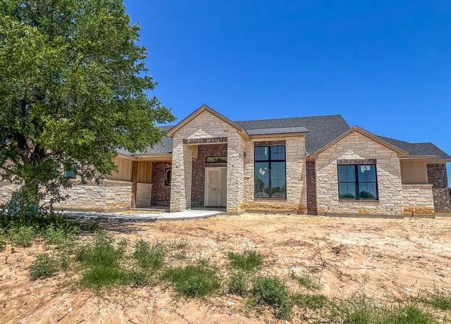 Property at 125 Desperado Way, Weatherford, TX 76088, 3 beds, 3 baths