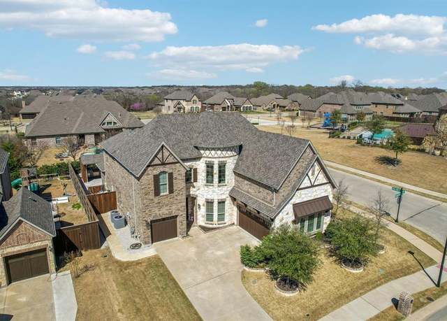 Property at 922 Pleasant View Dr, Rockwall, TX 75087, 5 beds, 4.5 baths