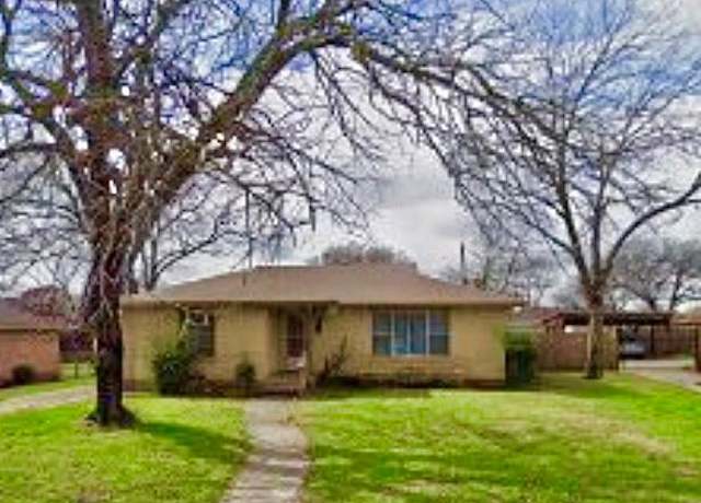 Property at 5009 Moss Point Rd, Dallas, TX 75232, 2 beds, 1.5 baths