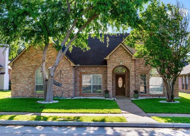 Property at 1708 Greenway Dr, Plano, TX 75075, 3 beds, 2 baths