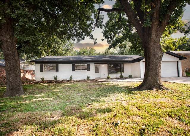 Property at 6963 Pinon St, Fort Worth, TX 76116, 3 beds, 2 baths