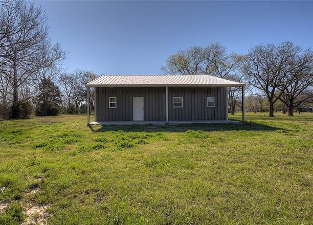 Property at 520 N First, Point, TX 75472, 2 beds, 2 baths