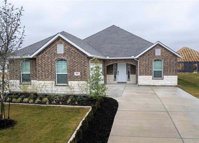 Property at 539 Tom Ln, Red Oak, TX 75154, 4 beds, 2 baths