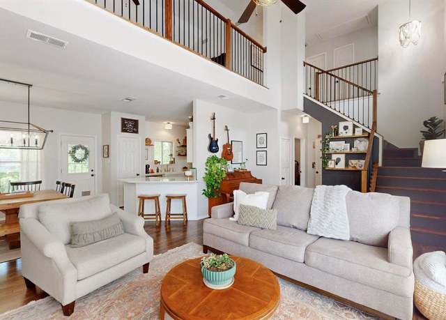 Property at 8701 Glen Hollow Dr, Fort Worth, TX 76179, 3 beds, 2.5 baths