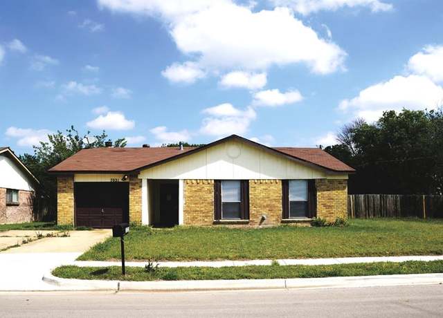 Property at 7021 Southampton Dr, North Richland Hills, TX 76182, 3 beds, 2 baths