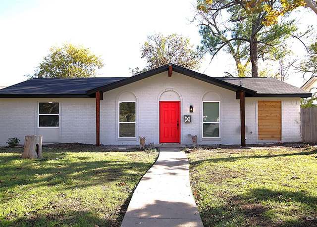 Property at 810 Laguna Dr, Garland, TX 75043, 4 beds, 2.5 baths