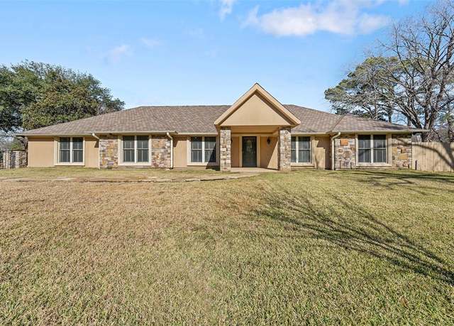 Property at 231 W Cumberland, Tyler, TX 75703, 5 beds, 4 baths