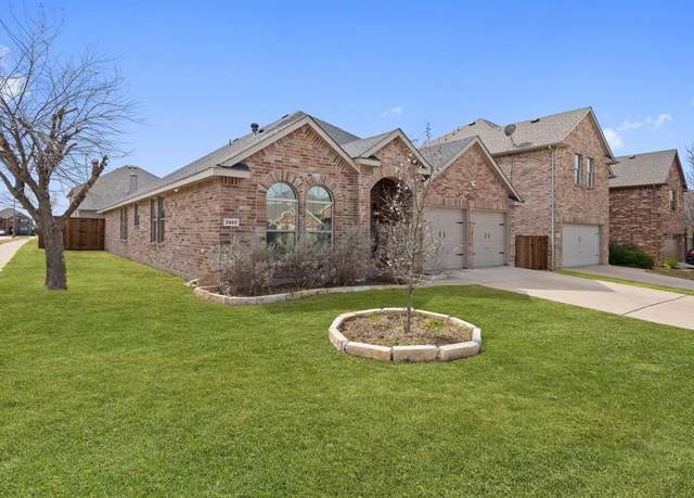 Property at 3968 Hunter Peak Rd, Fort Worth, TX 76262, 3 beds, 2 baths