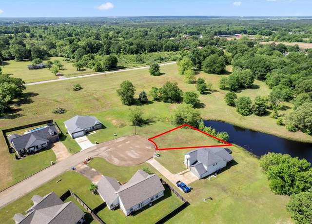 Property at 2912 Blue Heron Cir, Mount Pleasant, TX 75455