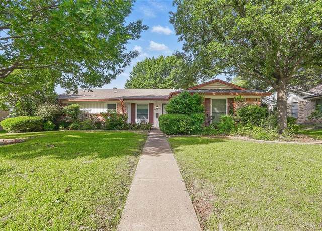 Property at 4925 Pinehurst Dr, Garland, TX 75043, 3 beds, 2 baths