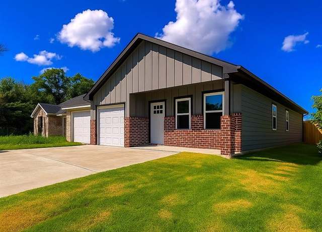 Property at 3307 Langford St, Greenville, TX 75401, 3 beds, 2 baths