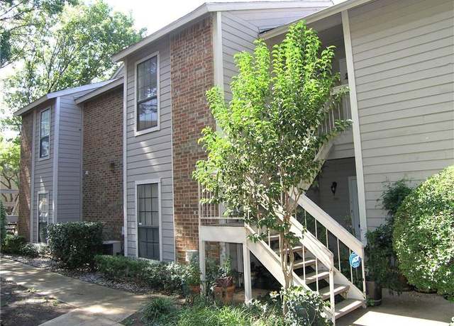 Property at 1200 Riverchase Ln #226, Arlington, TX 76011, 2 beds, 1.5 baths