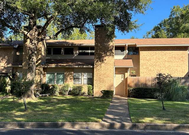 Property at 2404 Villa Ct, Tyler, TX 75703, 2 beds, 2 baths