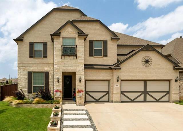 Property at 1628 Eleanor Dr, Fort Worth, TX 76052, 5 beds, 3.5 baths
