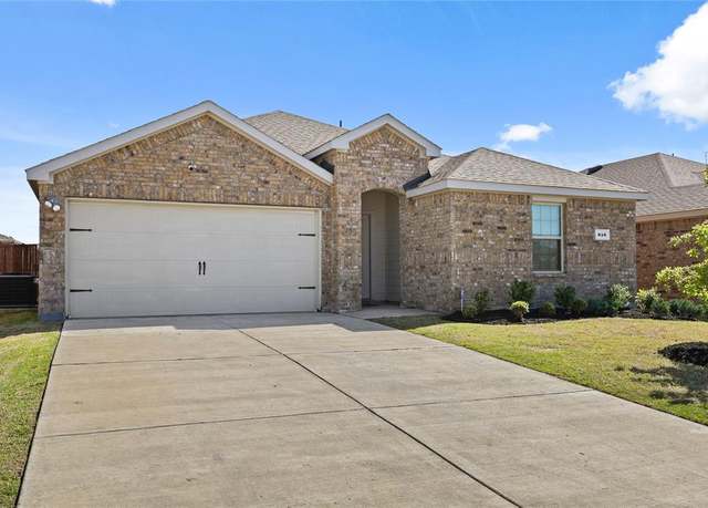 Property at 848 Glover Dr, Aubrey, TX 76227, 4 beds, 2 baths