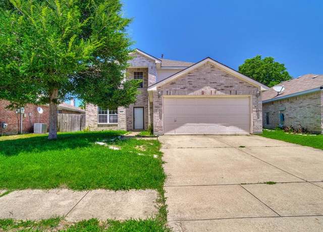 Property at 905 Hems Ln, Arlington, TX 76001, 4 beds, 2.5 baths