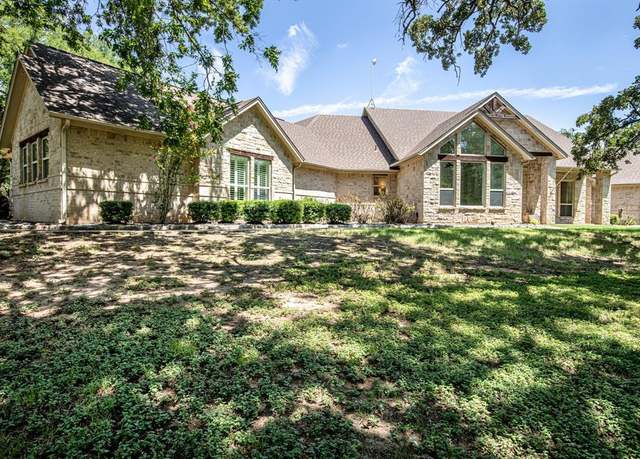 Property at 111 Driftwood Ranch Trl, Weatherford, TX 76087, 4 beds, 3.5 baths