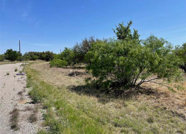 Property at 527 Beacon Cir, Brownwood, TX 76801