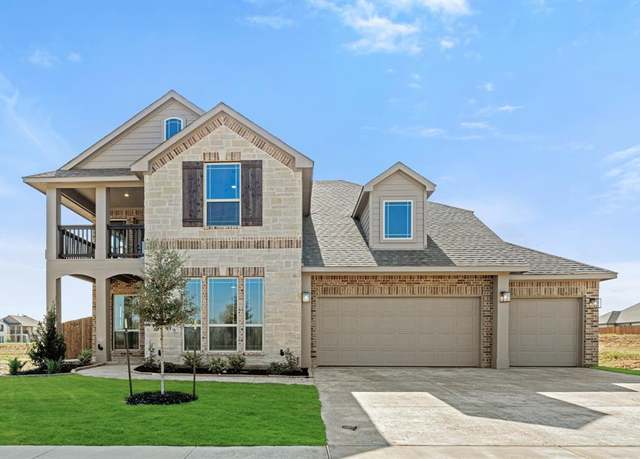 Property at 212 Rosewood Dr, Glenn Heights, TX 75154, 4 beds, 3.5 baths