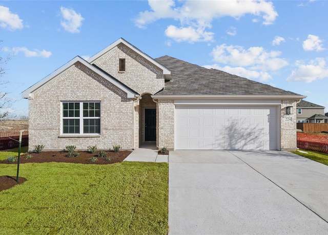 Property at 224 Comfort Dr, Godley, TX 76044, 3 beds, 2 baths