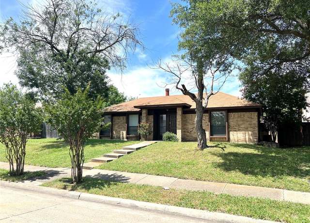 Property at 2617 Independence Dr, Mesquite, TX 75150, 3 beds, 2 baths