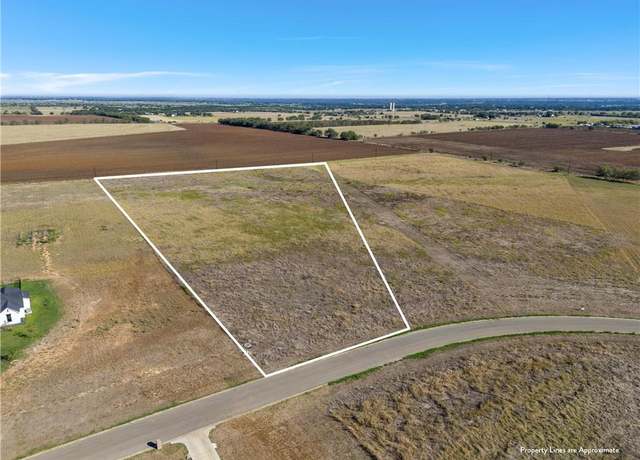 Property at 445 Willow Moon Ranch Rd, Crawford, TX 76638