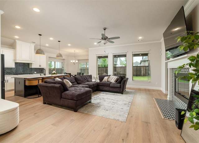 Property at 1517 Wild Indigo Dr, Mansfield, TX 76063, 4 beds, 3 baths