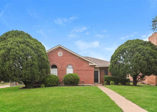 Property at 2724 Austin Dr, Mesquite, TX 75181, 4 beds, 2 baths