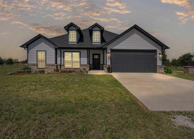Property at 6093 S Fm 730, Decatur, TX 76234, 3 beds, 2.5 baths